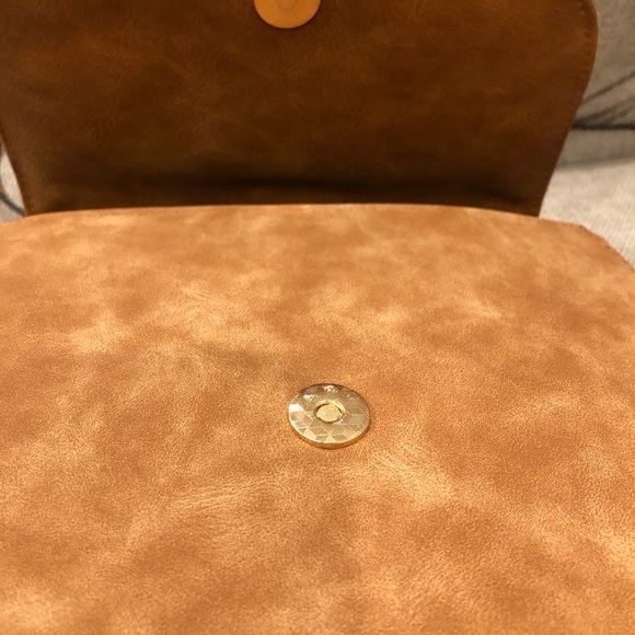 Crossbody bag. Brand New never used - Picture 2 of 4